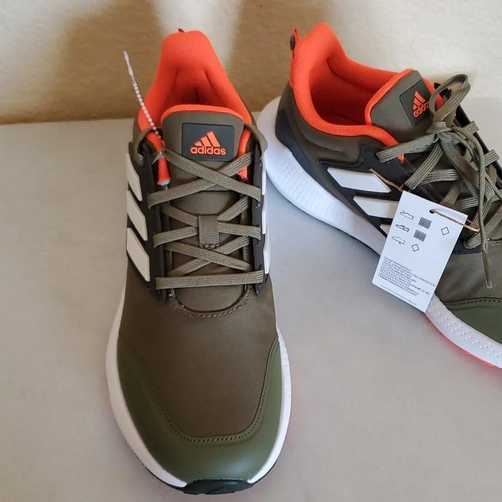 NWOB Women's Adidas EQ21 Run 2.0J size 6 - Picture 12 of 17